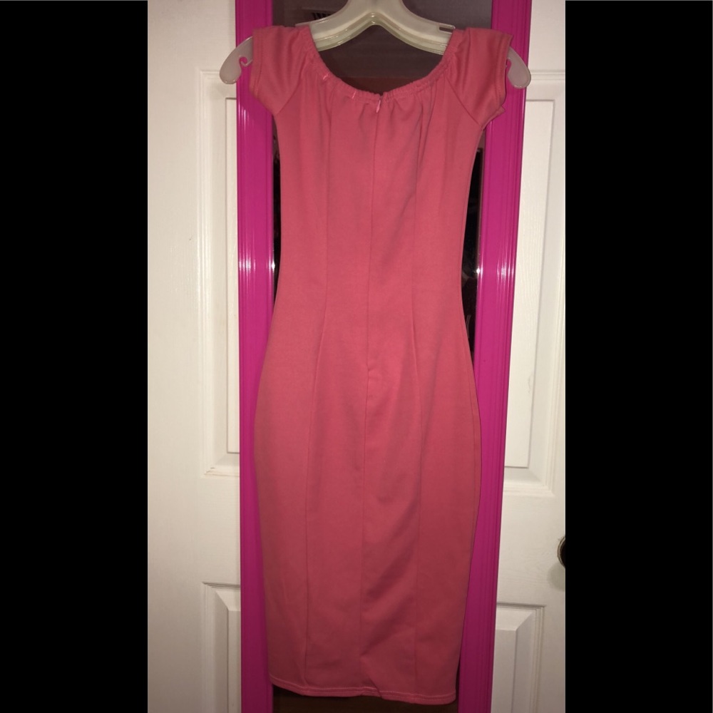 Dress - Picture 3 of 3